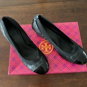 Tory Burch Carrie Black 55 MM Pump Patent/Leather